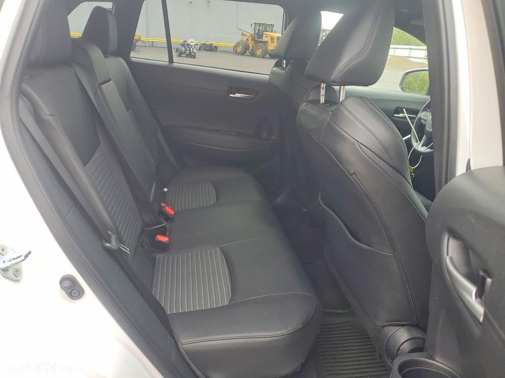 Toyota Corolla 2.0 Hybrid Comfort - 10
