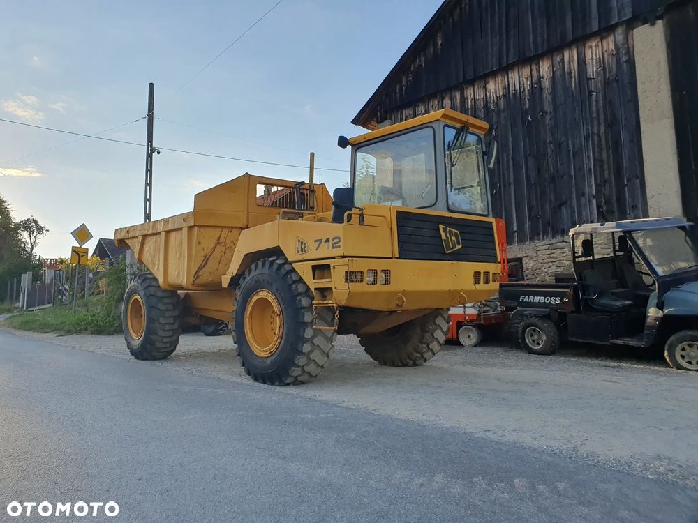 JCB - 5