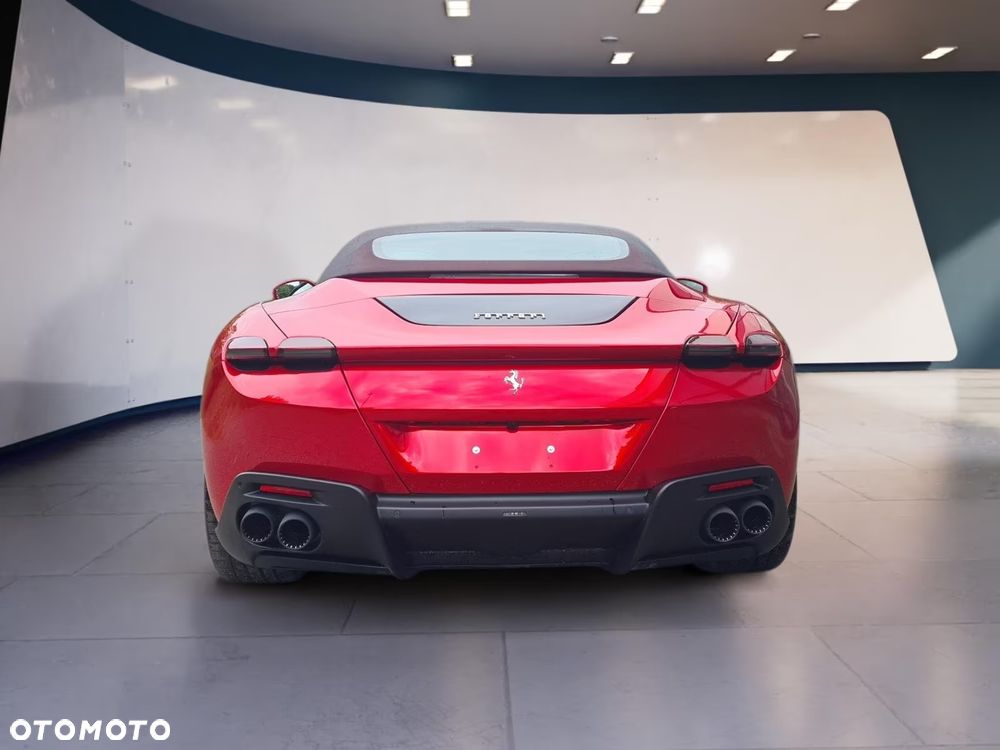 Ferrari Roma Spider - 3