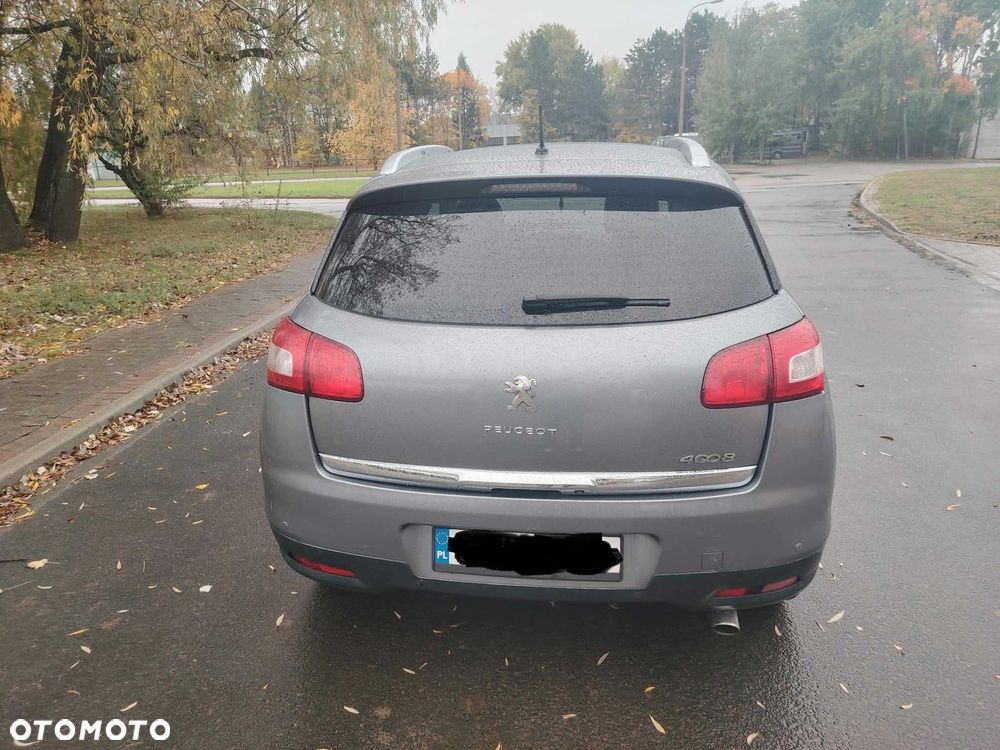 Peugeot 4008 - 3
