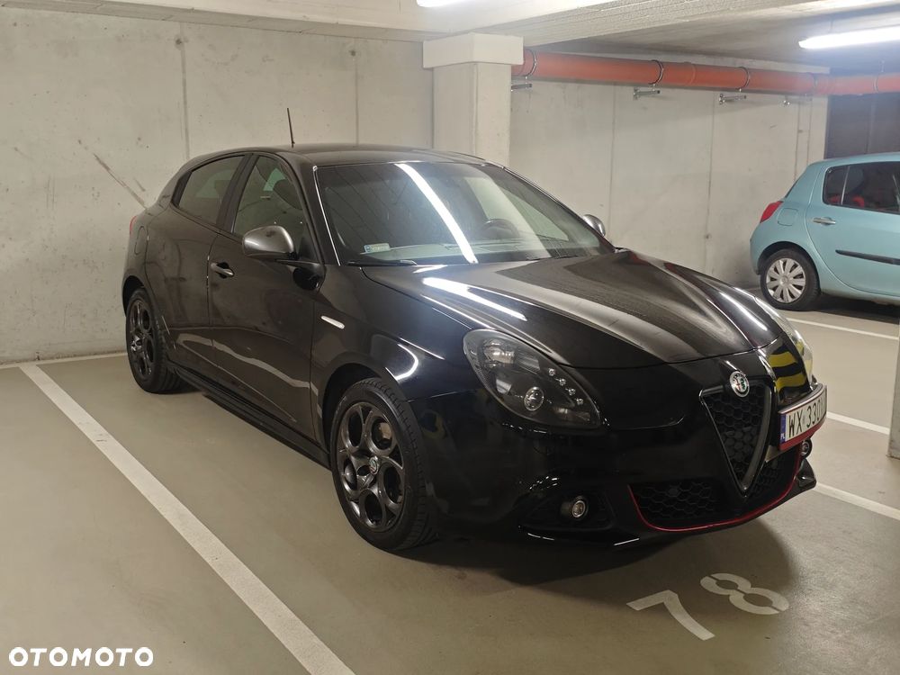 Alfa Romeo Giulietta - 1