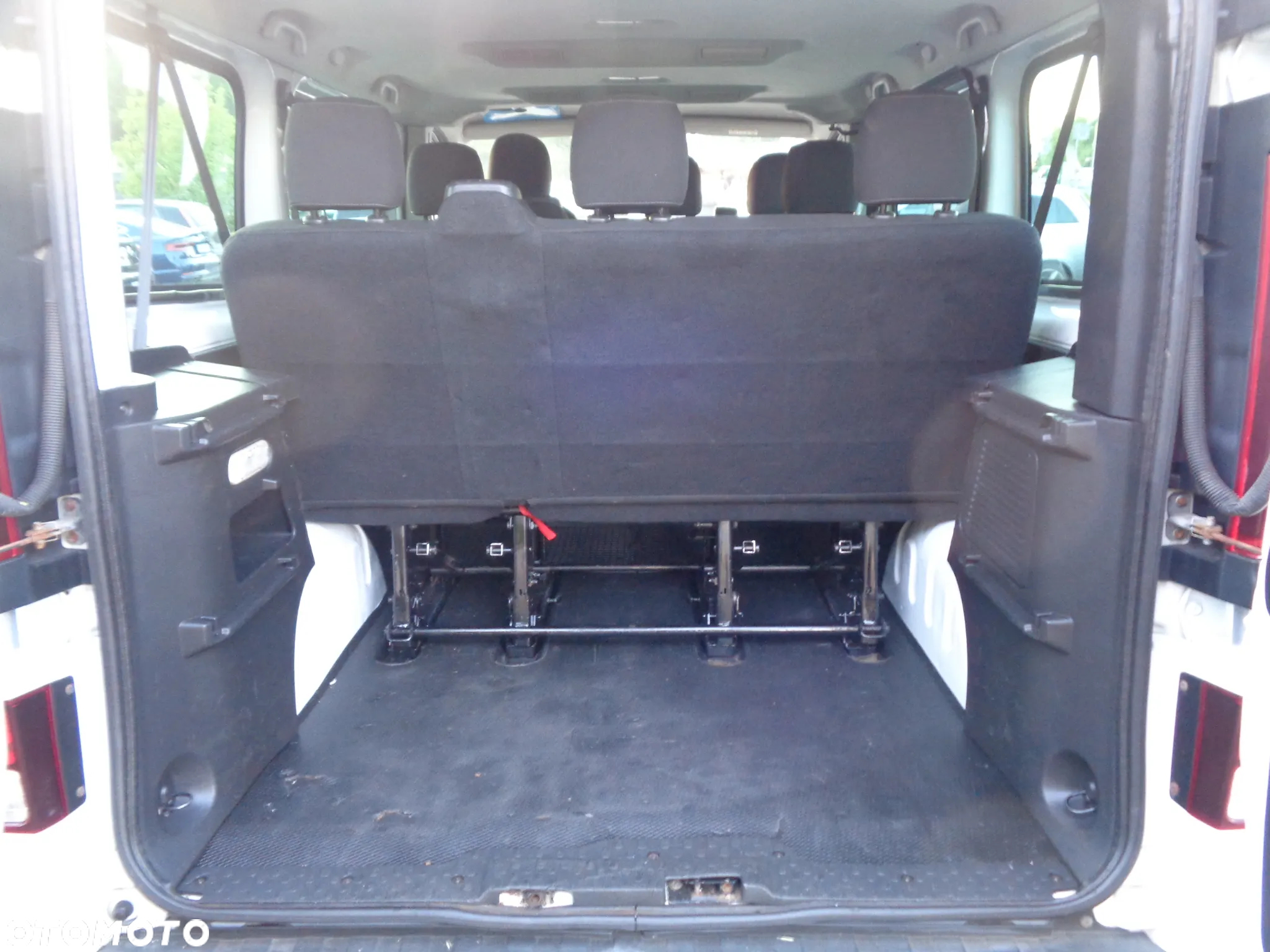 Opel Vivaro L1H1 2,7t Edition Premium - 16