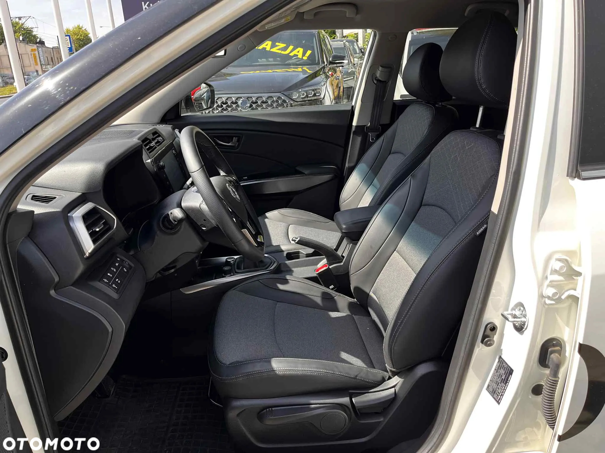 SsangYong/KGM Tivoli 1.5 T-GDI Adventure Plus - 25