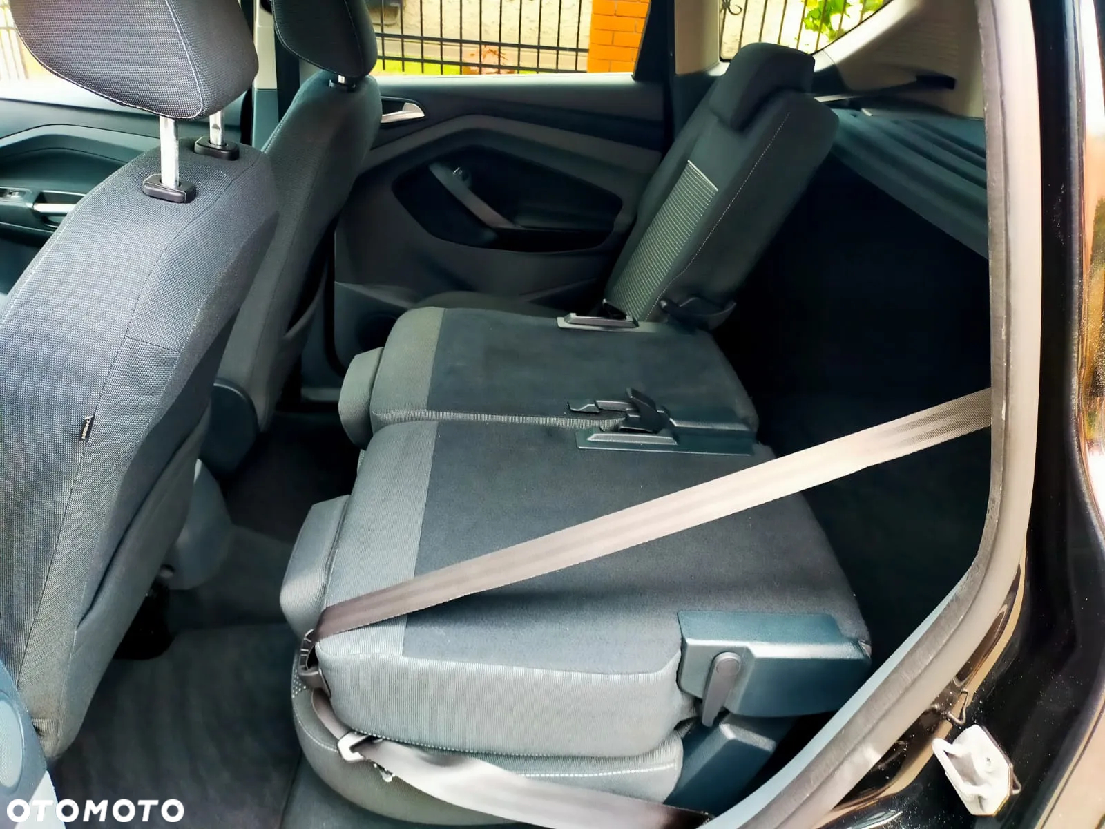 Ford C-MAX 1.6 EcoBoost Start-Stop-System Champions Edition - 24