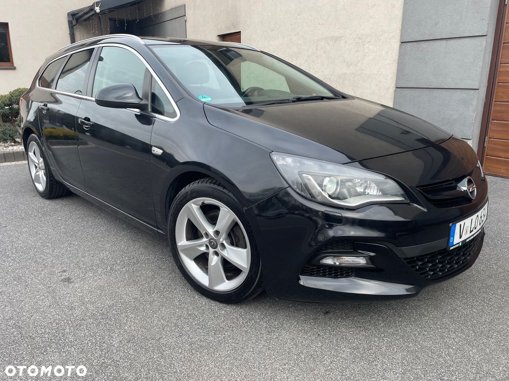 Opel Astra 2.0 BiTurbo CDTI DPF ecoFLEX SportsTourer St - 2