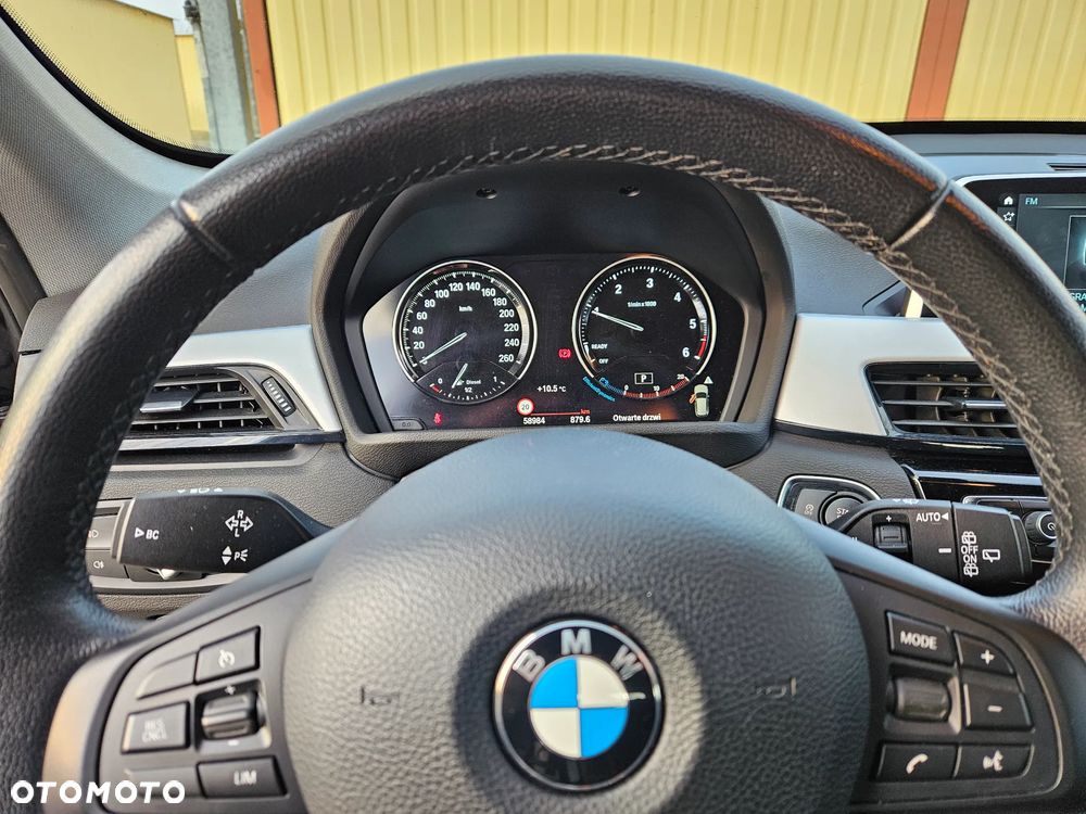 BMW X1 xDrive18d - 6