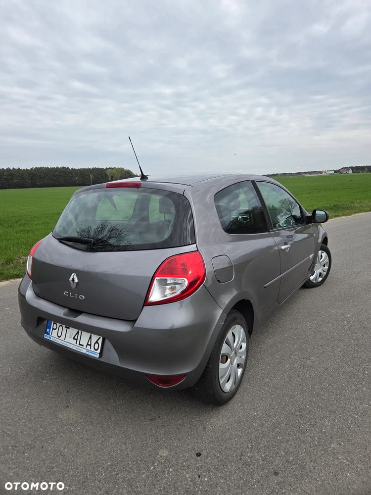 Renault Clio - 4