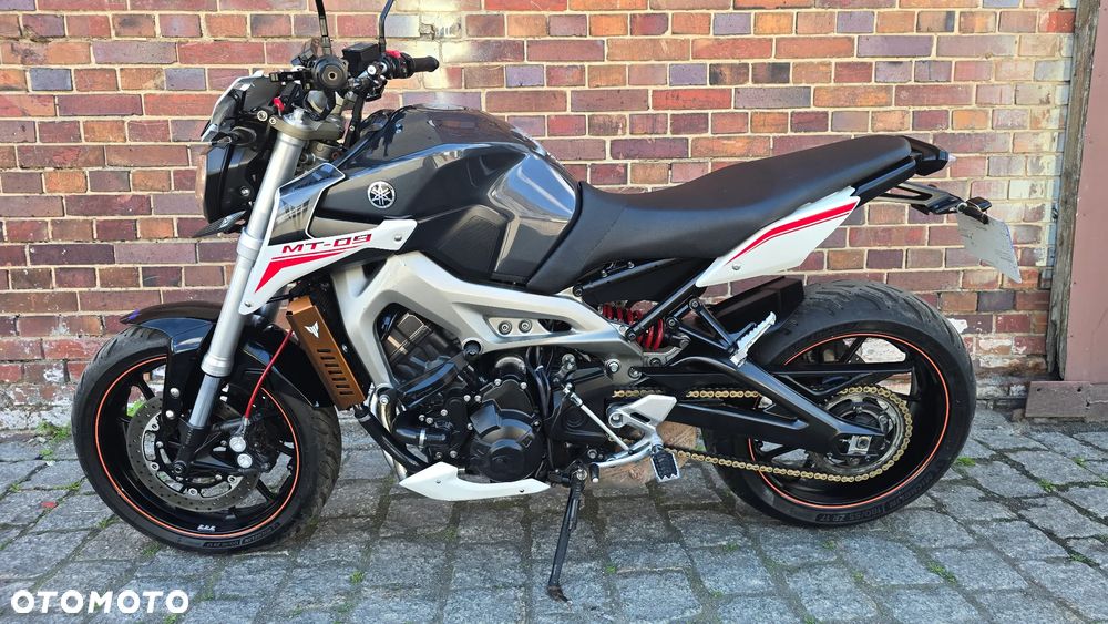 Yamaha MT - 2