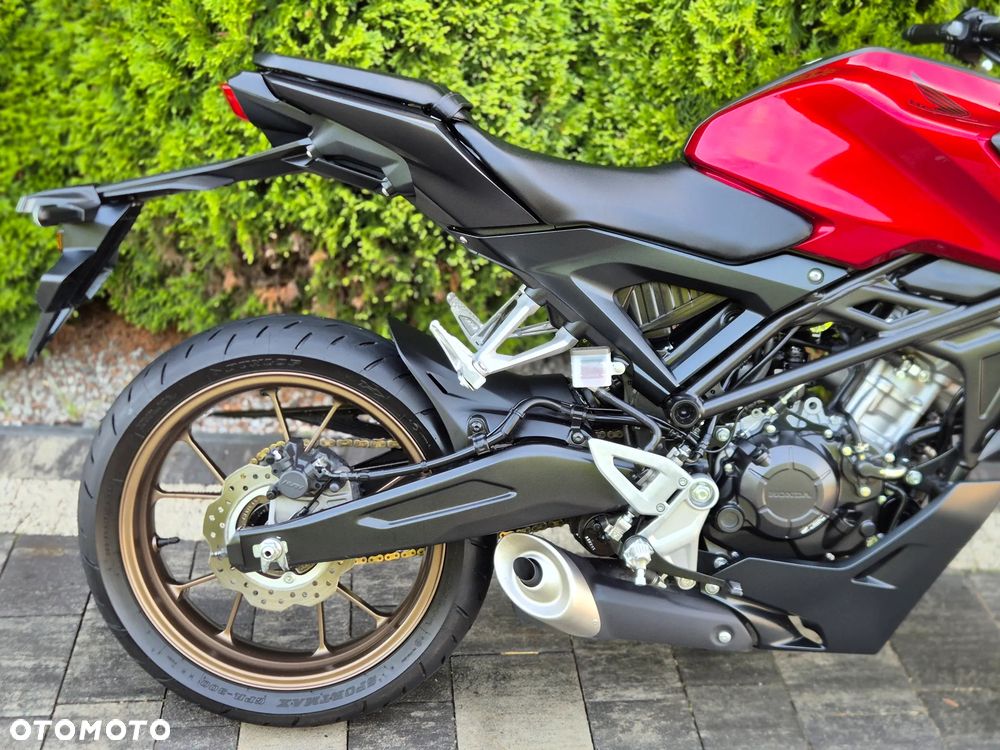 Honda CB - 8