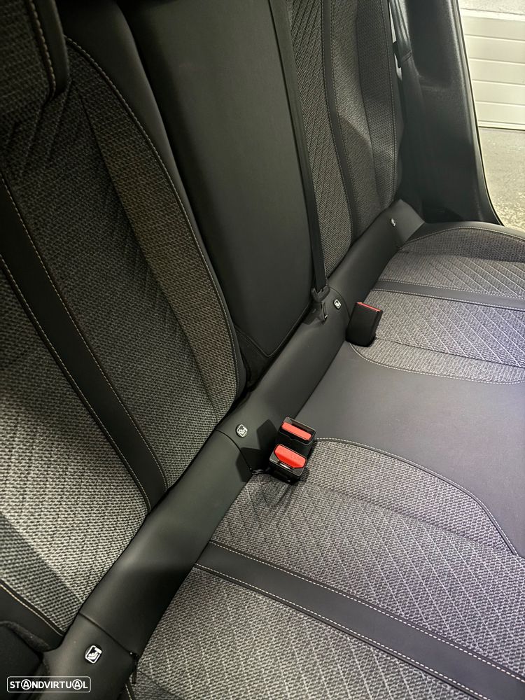 Peugeot 2008 1.2 PureTech Allure Pack - 13