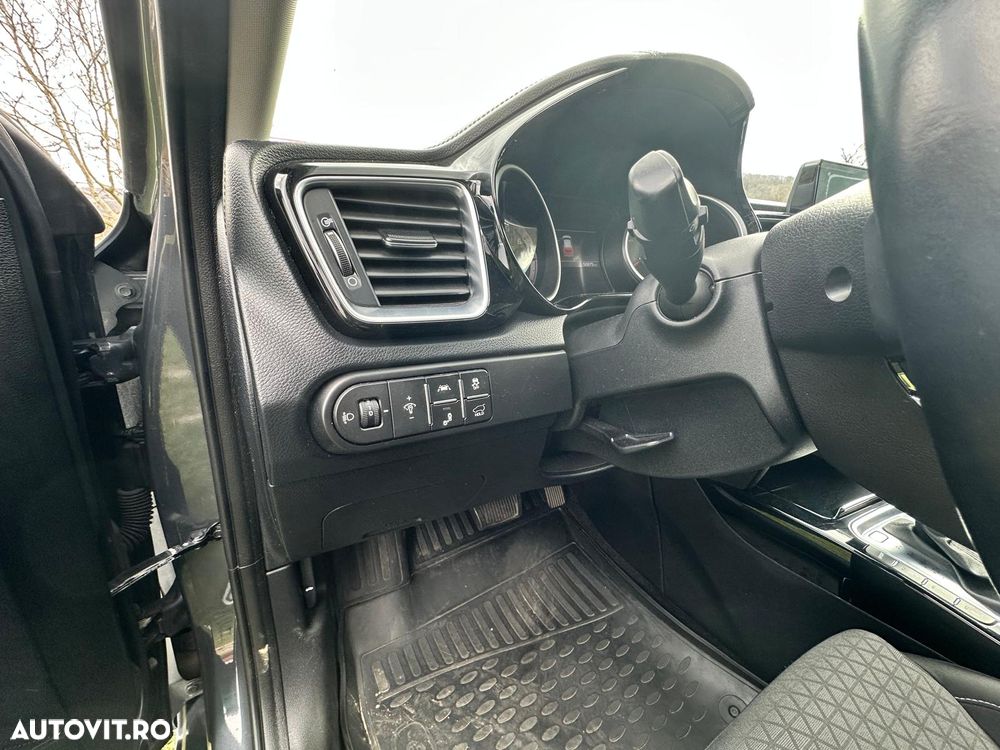 Kia Ceed 1.4 T-GDI DCT OPF Spirit - 10