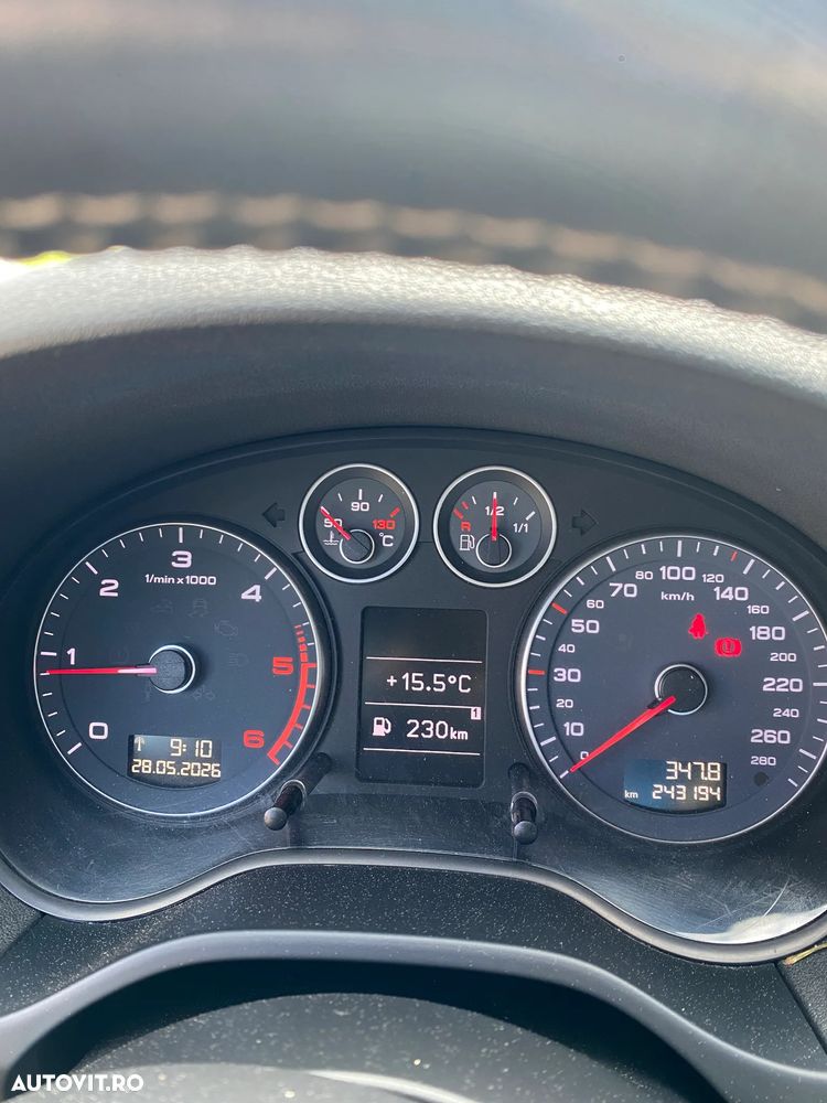 Audi A3 Sportback 1.6 TDI DPF Ambiente - 9