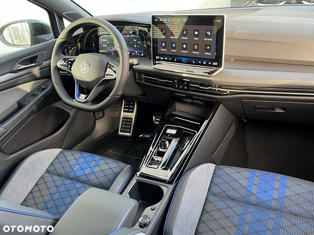 Volkswagen Golf - 9