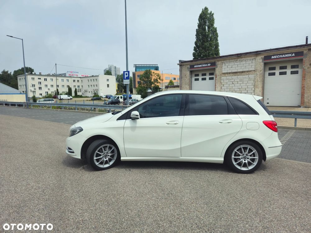 Mercedes-Benz Klasa B 180 (CDI) d 7G-DCT - 6