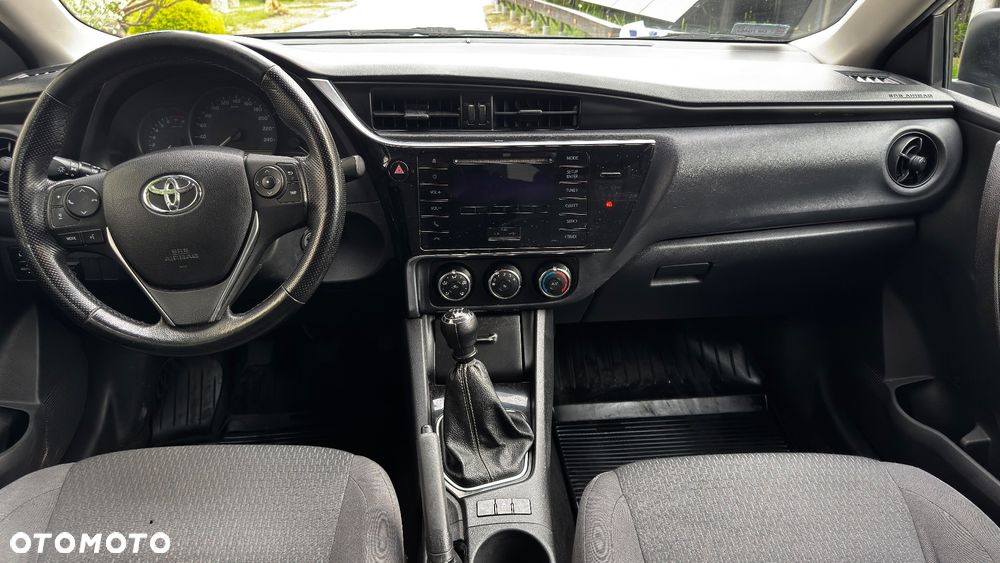 Toyota Corolla 1.6 Comfort - 10