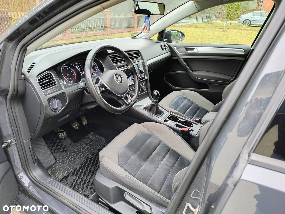 Volkswagen Golf 1.0 TSI BMT Trendline - 7