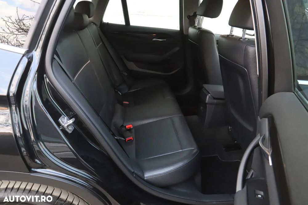 BMW X1 xDrive18d Aut. Sport Line - 10