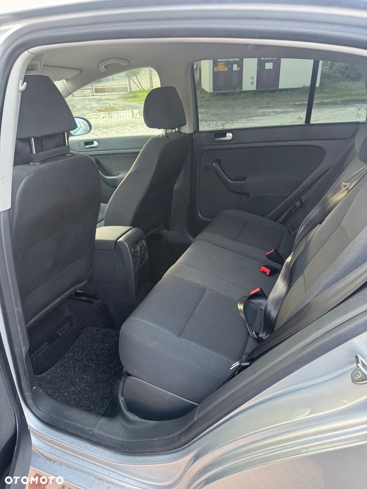 Volkswagen Golf Plus - 7