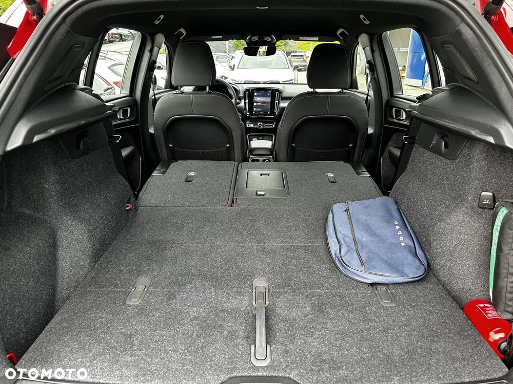 Volvo XC 40 - 18