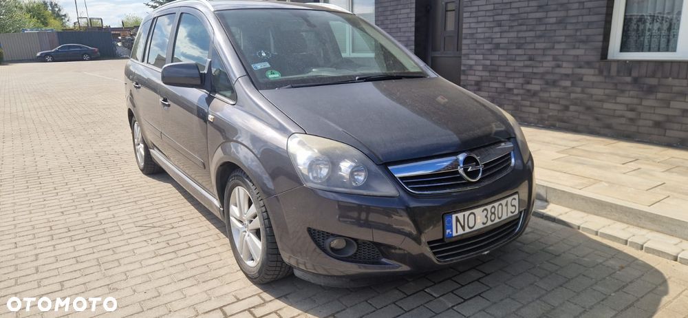 Opel Zafira 1.8 Sport