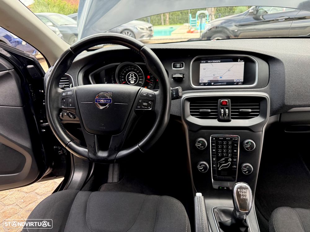 Volvo V40 D2 Kinetic - 48