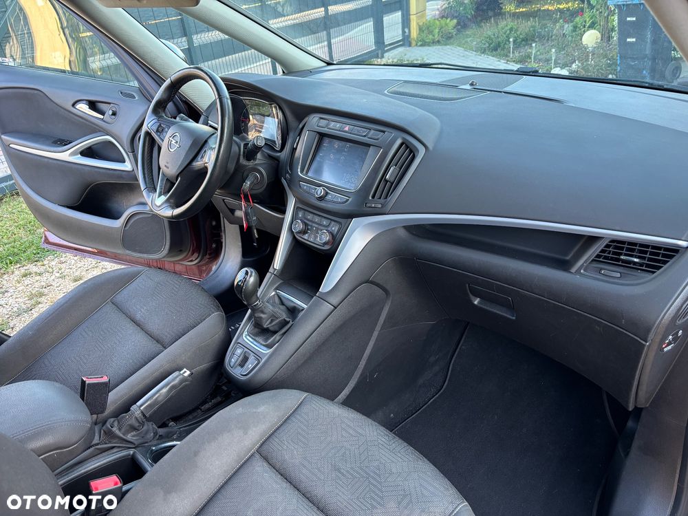 Opel Zafira 1.4 Turbo (ecoFLEX) Start/Stop Active - 17