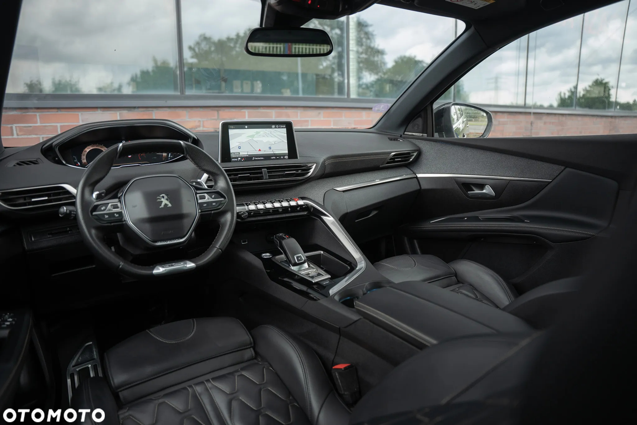 Peugeot 5008 1.6 PureTech GT S&S EAT8 - 24