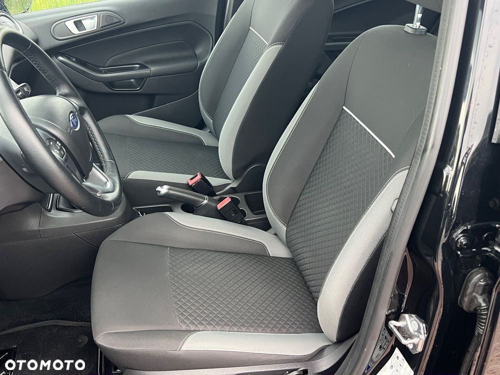 Ford Fiesta 1.0 EcoBoost S&S TITANIUM X - 16