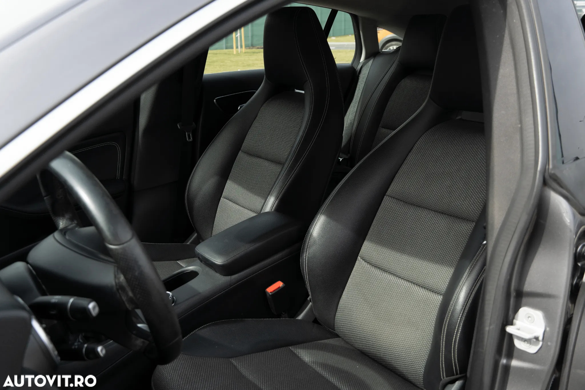 Mercedes-Benz CLA Shooting Brake 180 d BlueEFFICIENCY Edition - 10