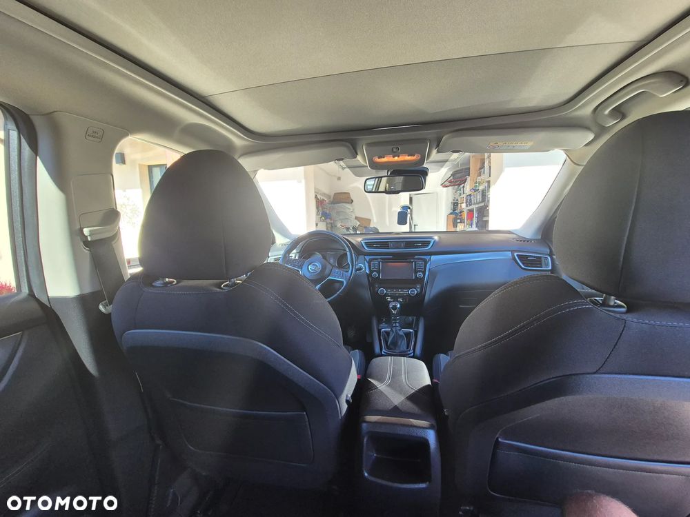 Nissan Qashqai 1.2 DIG-T N-Connecta EU6 - 8