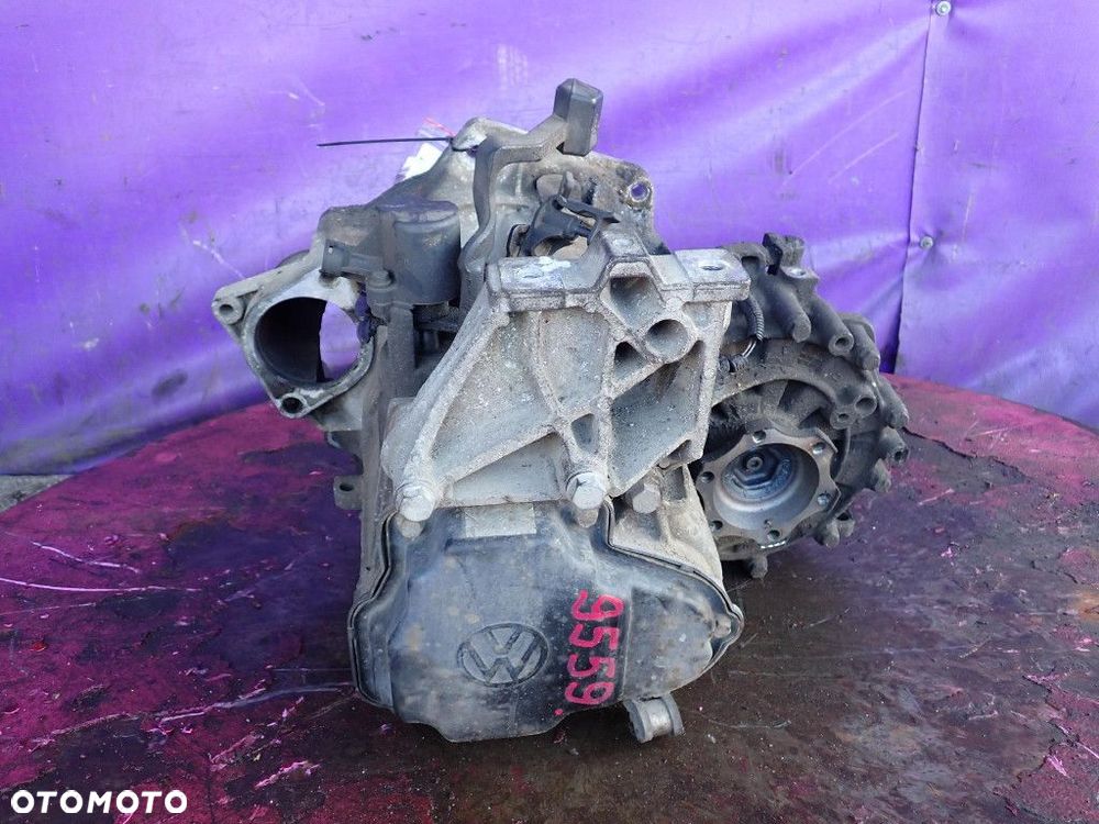 VW GOLF IV (1,8T AGU 150KM HB 5D) SKRZYNIA BIEGÓW ECW  AGU ECW - 3