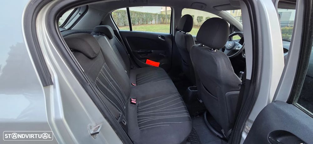 Opel Corsa 1.3 CDTi Enjoy - 17