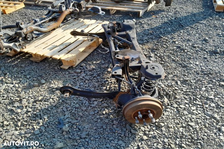 Punte spate Ford Focus 2 [2004 - 2008] Hatchback 5-usi 1.6 MT (101 hp - 2