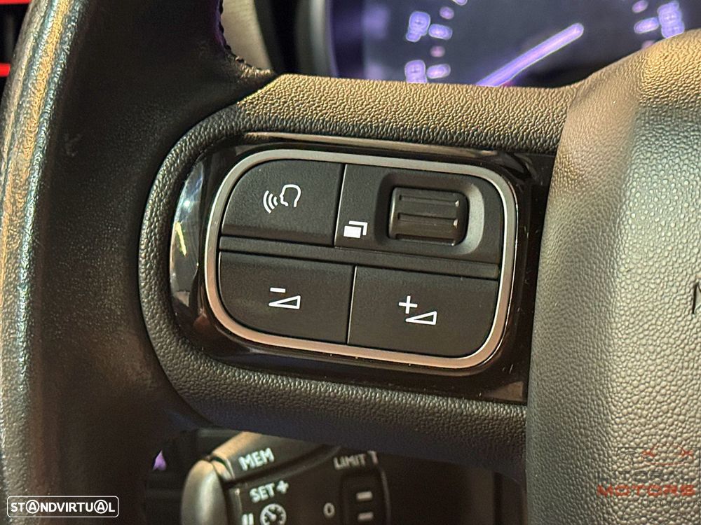 Citroën C3 Aircross 1.2 PureTech Shine EAT6 - 23