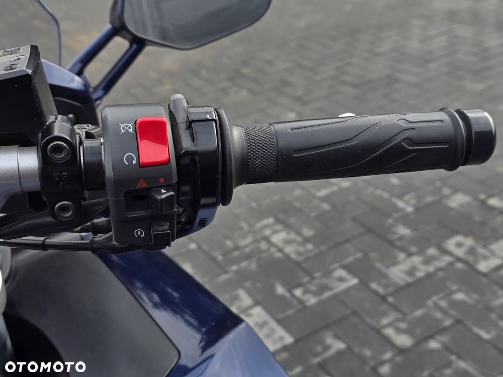 Yamaha FJR - 34