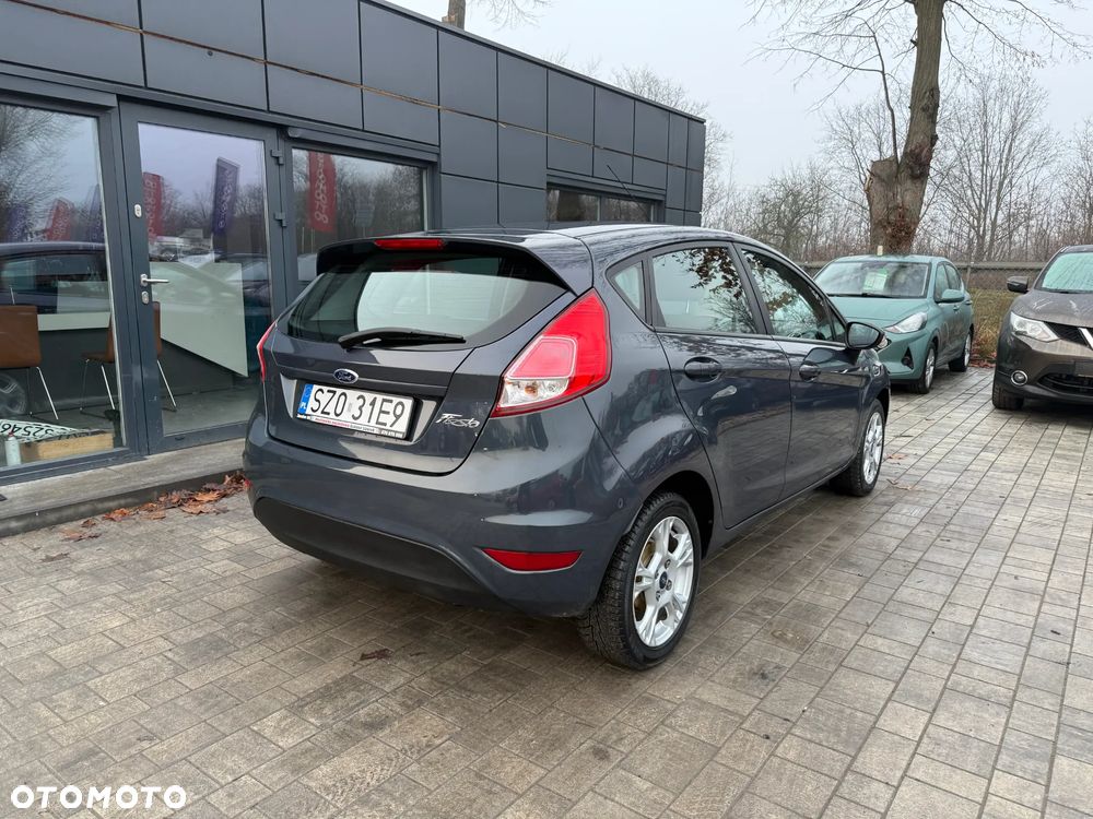 Ford Fiesta 1.25 Titanium - 4