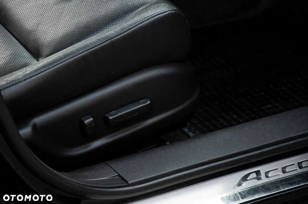 Honda Accord 2.4 Automatik Executive - 36