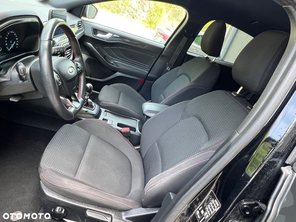 Ford Focus 2.0 EcoBlue STart-Stopp-System ST-LINE - 8