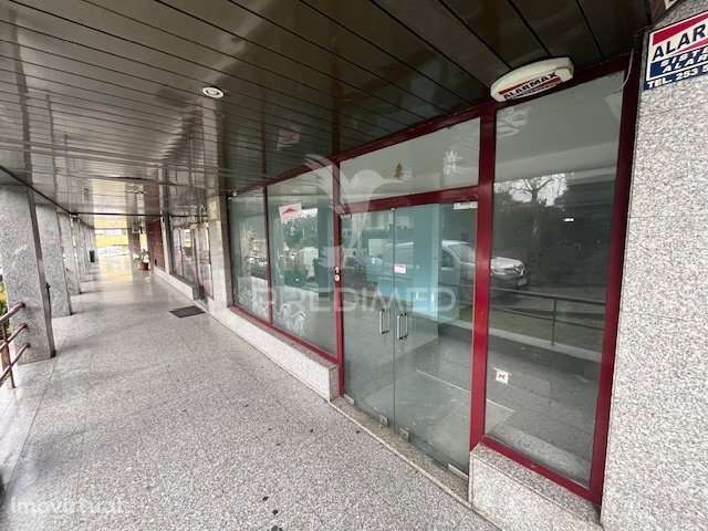 Loja em Guimarães - Grande imagem: 2/9