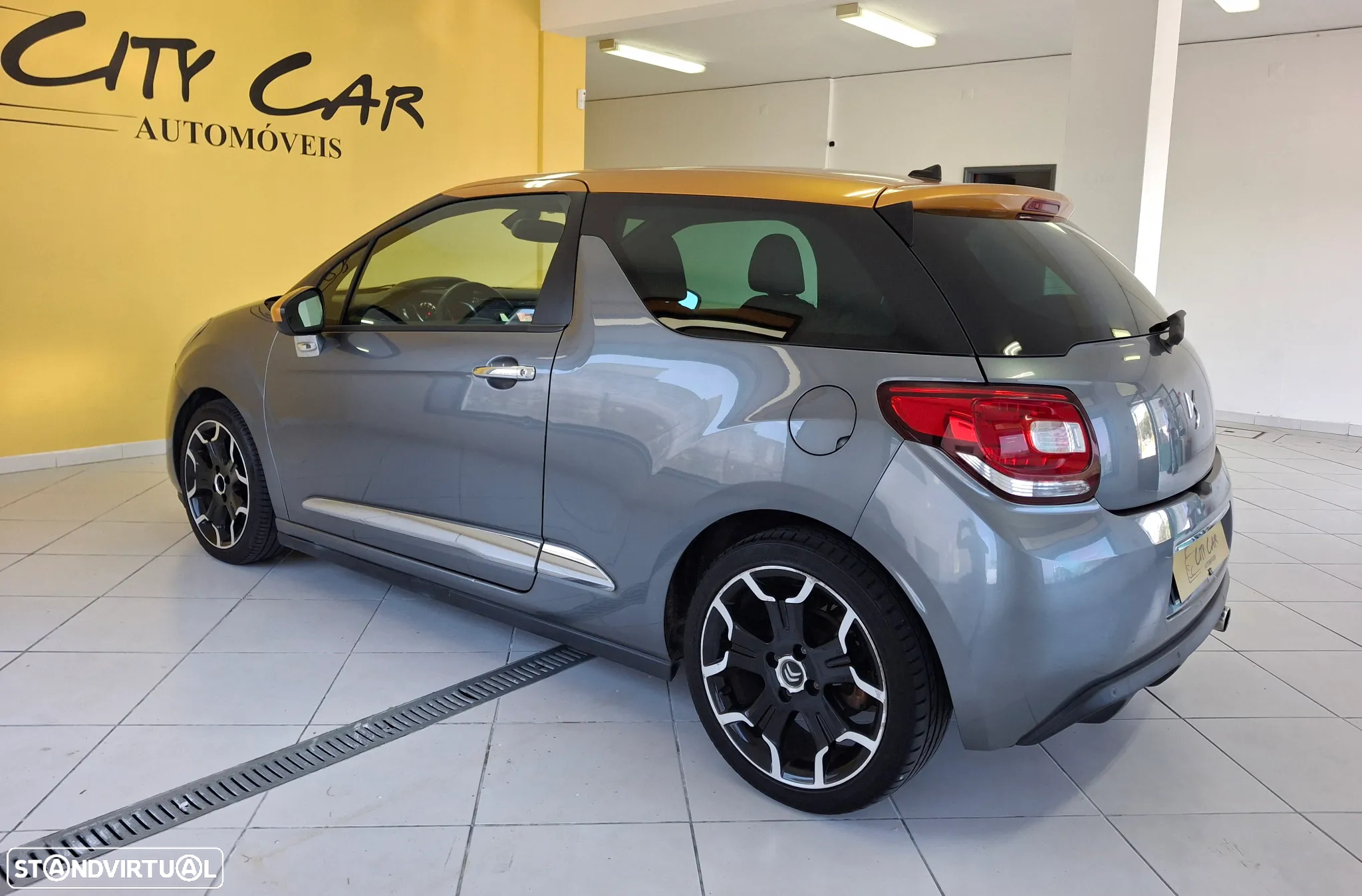 Citroën DS3 1.6 HDi Airdream Sport Chic - 6