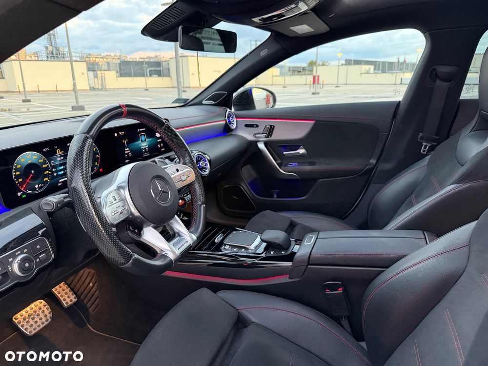 Mercedes-Benz CLA AMG 45 S 4-Matic 8G-DCT - 13