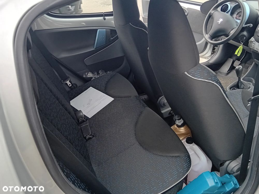 Peugeot 107 1.0 Urban Move Euro5 - 12
