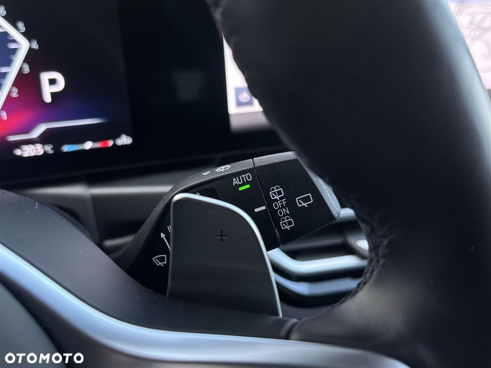 BMW Seria 3 M340i xDrive mHEV sport - 13