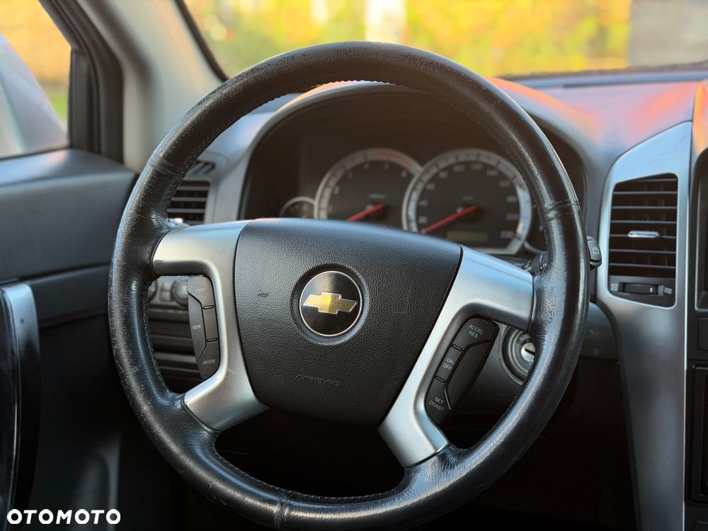 Chevrolet Captiva 2.0 4WD 5 Sitzer LT Exclusive - 16
