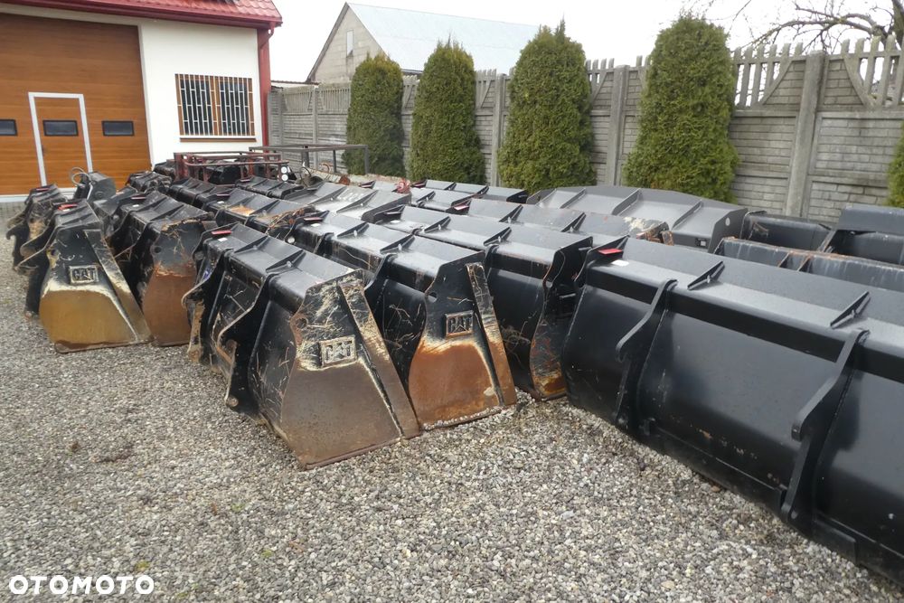 Caterpillar 906M Z NIEMIEC BIEGI DROGOWE PŁYWAJĄCA ŁYZKA - 33