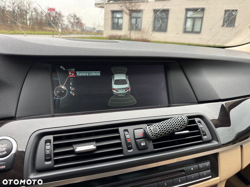 BMW Seria 5 535i Luxury Line - 40