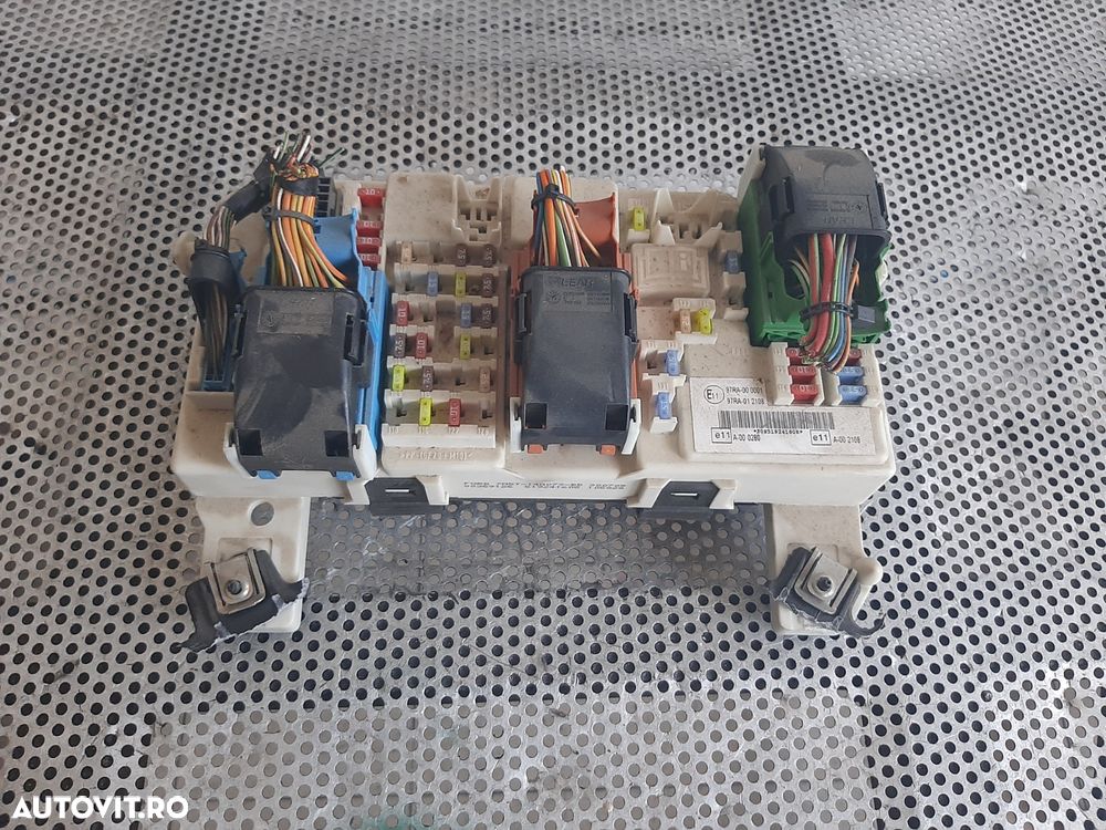 Panou Sigurante BSI BCM Modul Confort Ford Focus 2 An 2004-2005-2006-2007-2008-2009-2010-2011 Dezmembrez Ford Focus 2 Facelift 1.6 Tdci Euro 5 Motor GPDA An 2008-2011 Volan Stanga - 4