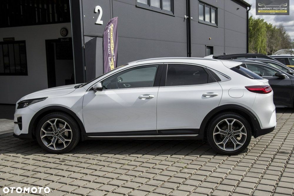 Kia XCeed 1.6 T-GDI Business Line DCT - 18