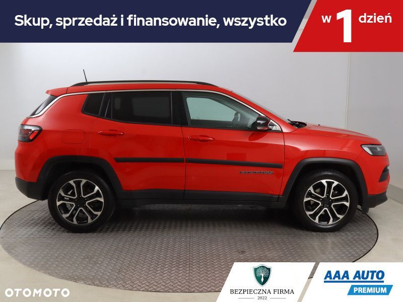Jeep Compass - 8
