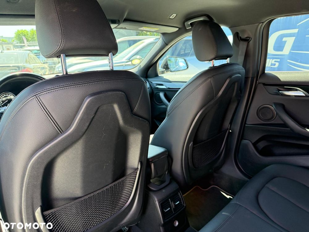 BMW X2 sDrive18d Edition M Mesh - 14